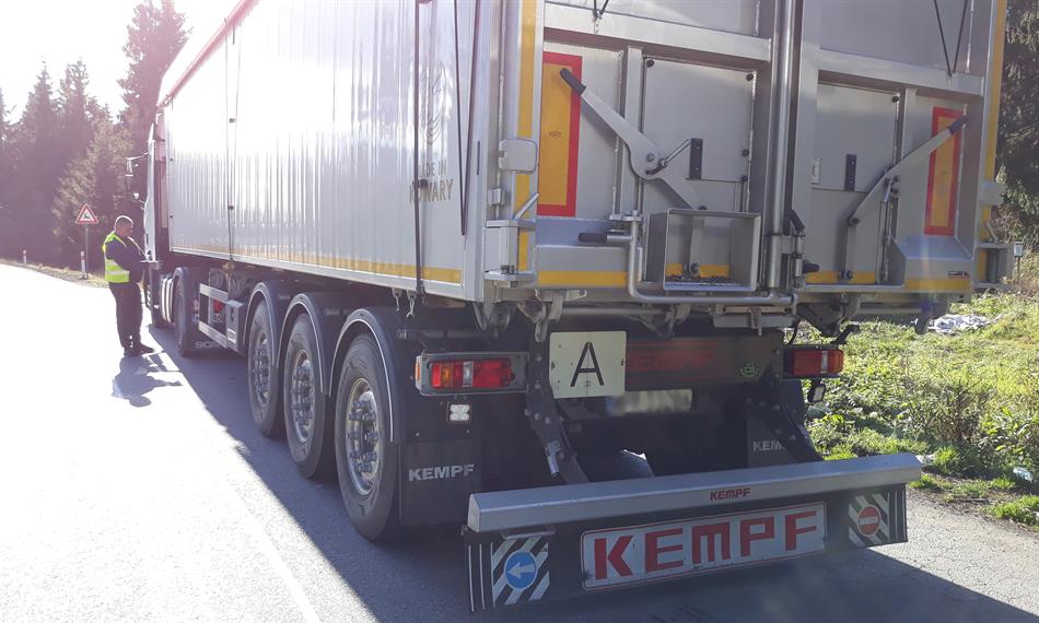 2019-11-15-1033akce_PLAST (3).jpg